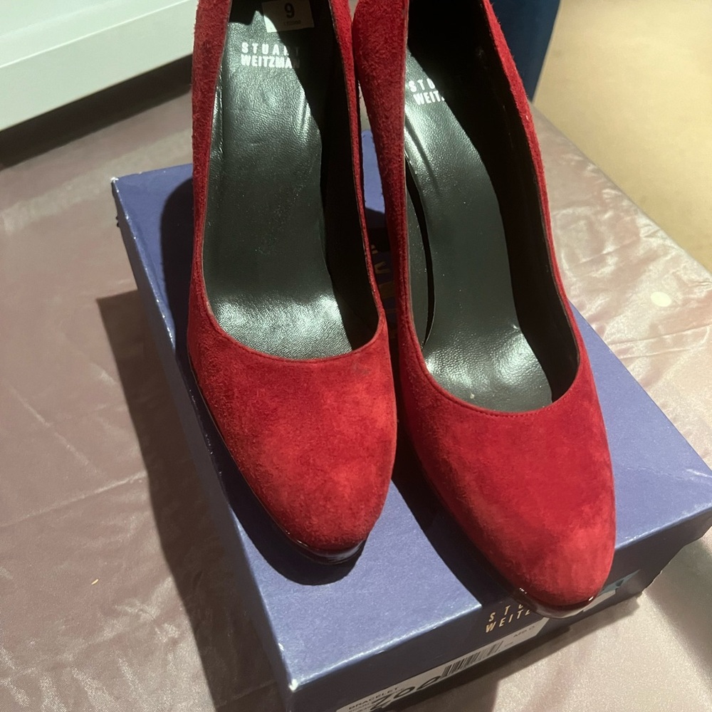 Stuart Weitzman Red Suede Women's Pumps